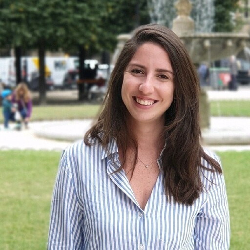 Warmy's affiliate and partnerships manager smiling outdoors